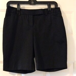 Express‎ Design Studio Editor Women's Black Shorts Chino Style Size 2